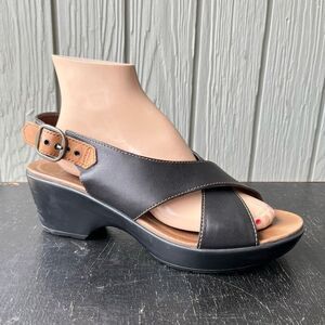 Dansko Jacinda Black Leather Wedge Sandals Size 40 Slingback Comfort